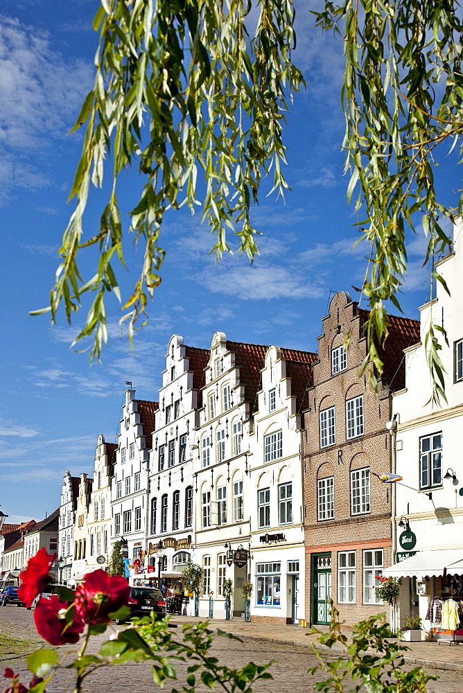 Houses at market square, Friedrichstadt, Schleswig-Holstein, Germany