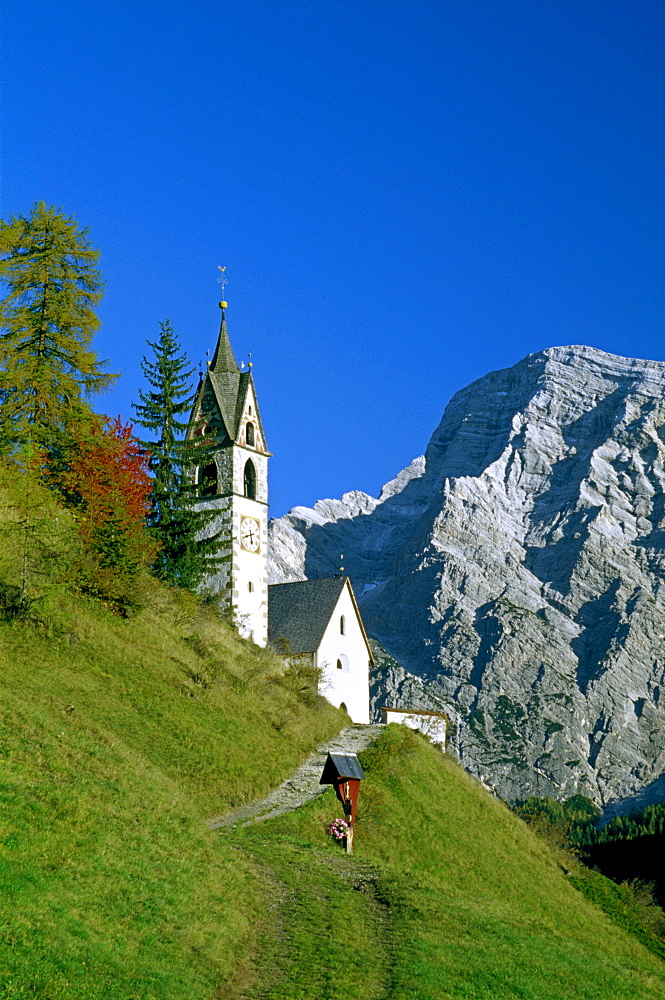 Santa Barbara, near Wengen, La Val, Val Badia, Dolomite Alps, South Tyrol, Italy