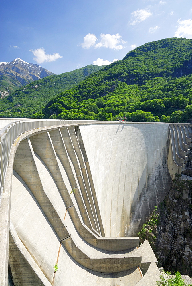 Dam at lake Vogorno with Piz di Vogorno, water power plant, Gordola, valley of Verzasca, Valle Vertasca, Ticino, Switzerland