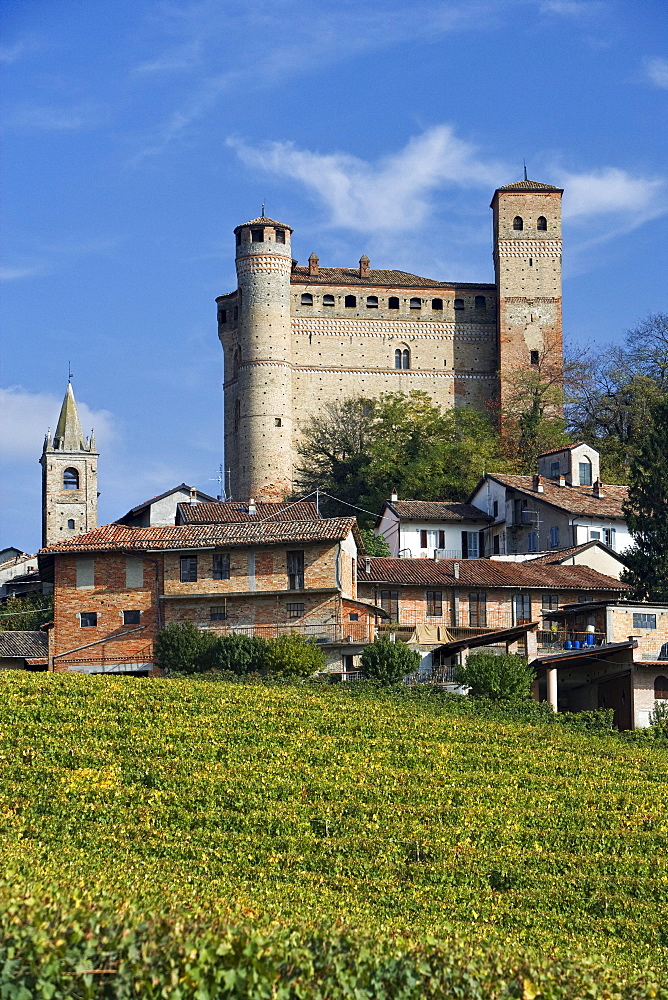 Serralunga d'Alba, Langhe, Piedmont, Italy