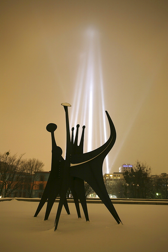 Tetes et Queue, Sculpture from Alexander Calder, Kulturforum, Berlin, Germany