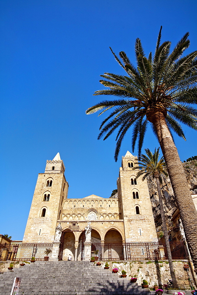 Cathedral, CefalË™, Palermo, Sicily, Italy