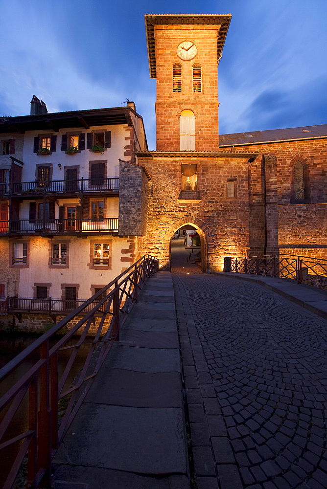 Saint-Jean-Pied-de Port, Camino Frances, Way of St. James, Camino de Santiago, pilgrims way, UNESCO World Heritage Site, European Cultural Route, Pyrenees Atlantiques, Suedfrankreich, Frankreich, Europe