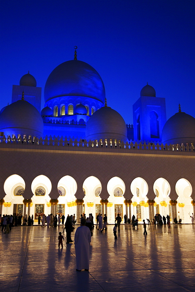 Sheikh Zayed Grand Mosque, Abu Dhabi, United Arab Emirates, UAE