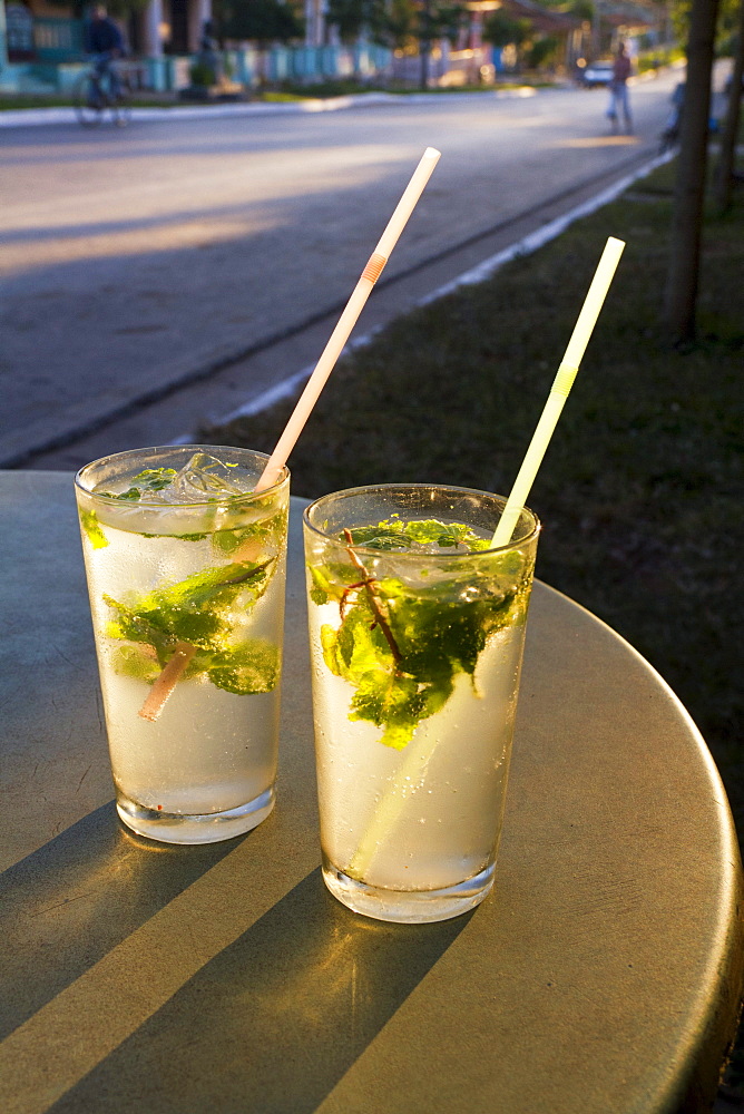 Mojitos at outdoor Bar in Vinales, Pinar del Rio, Cuba, Greater Antilles, Antilles, Carribean, West Indies, Central America, North America, America