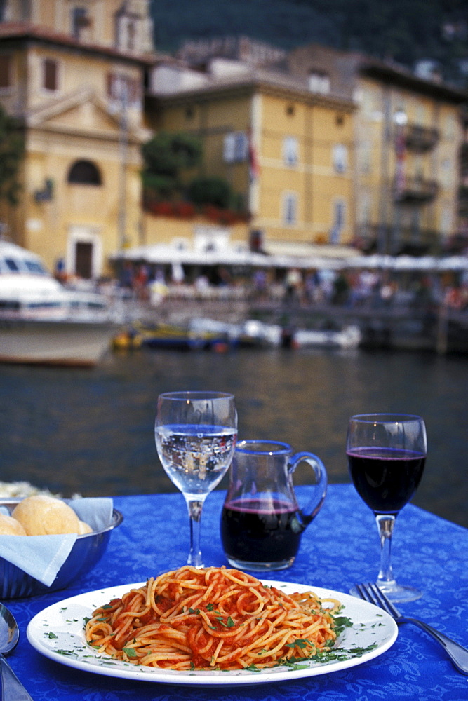 Traditional italien cuisine, Spaghetti, Lake Garda, Trentino, Trentino-Alto Adige, Italy