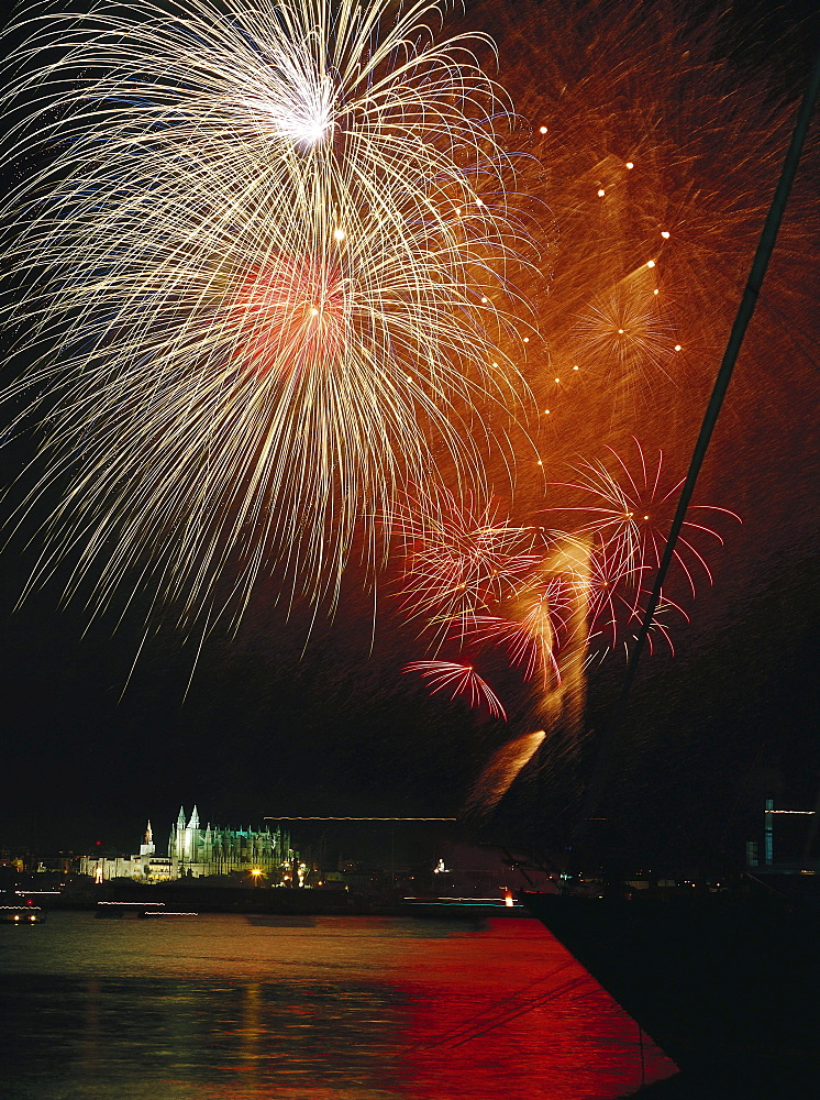 Fireworks, La Seu Cathedrale, Palma de Mallorca, Majorca, Spain