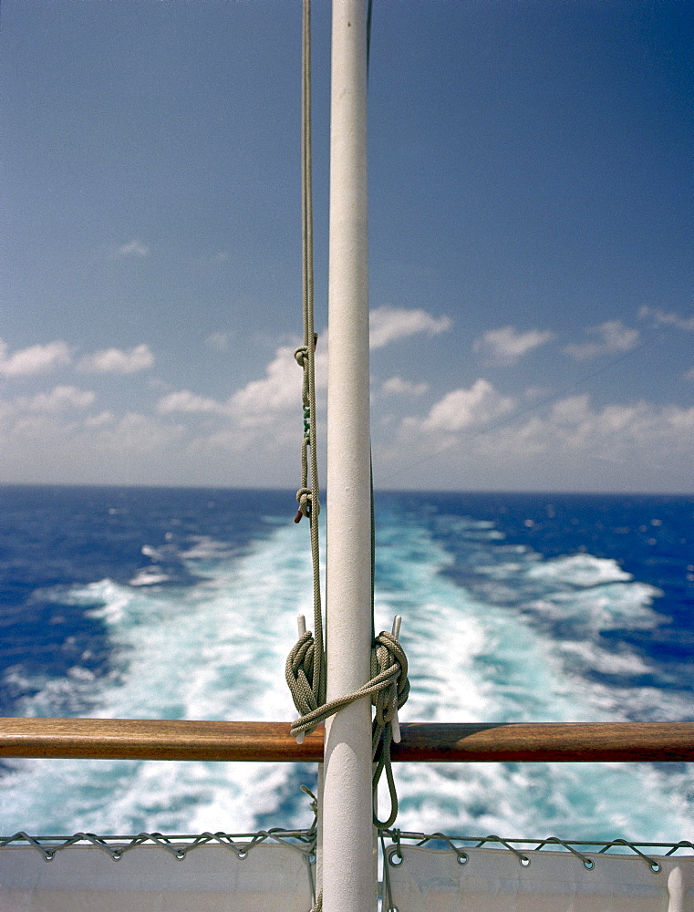 Flagpole at the aft, Queen Mary 2, Cruise Ship