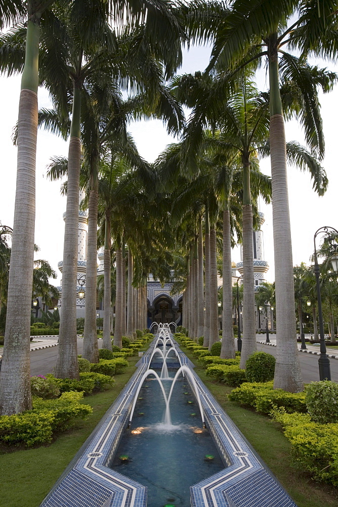 Fountain at Jame'Asr Hassan Bolkia Mosque, Bandar Seri Begawan, Brunei Darussalam, Asia