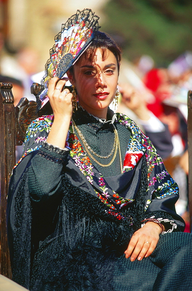 Dama de Honor, Safranrose festival, Consuegra, Province Toledo, Castilla-La Mancha, Spain