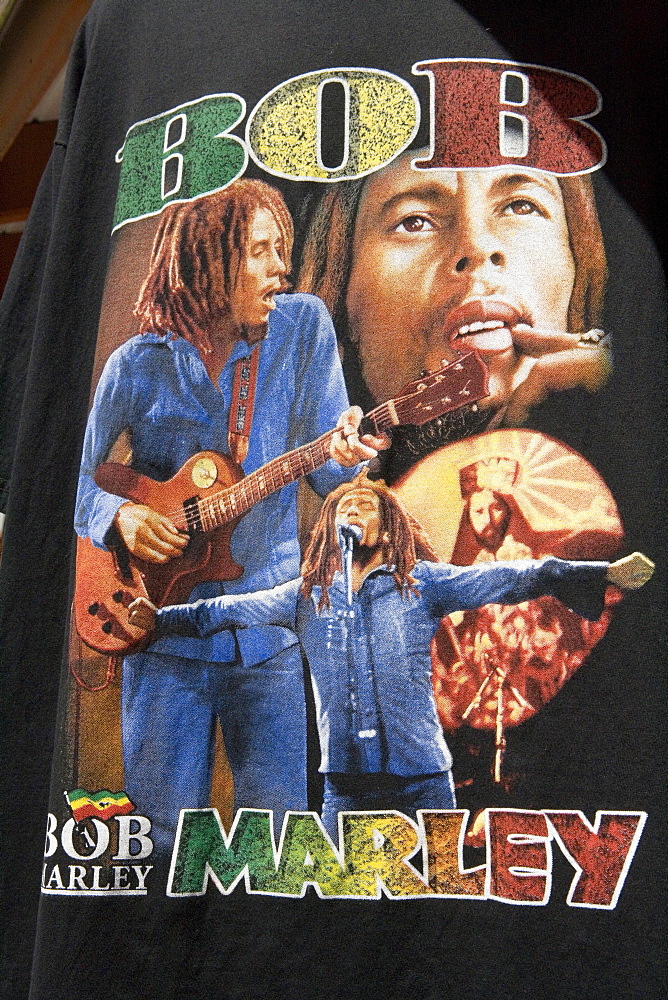 Bob Marley T-Shirt, Guavaberry Liqueur Shop