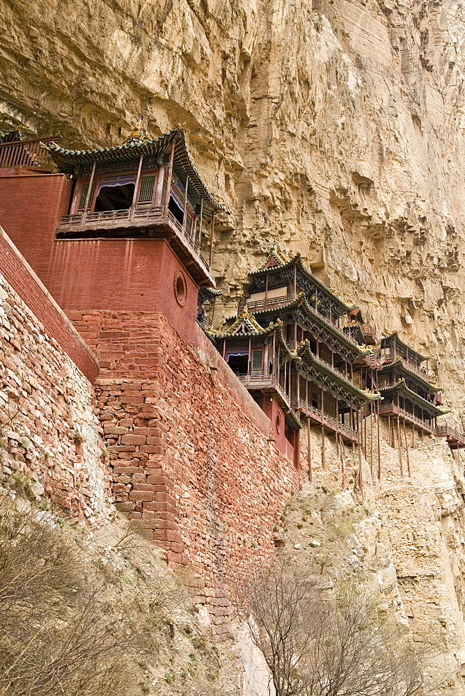 Hanging monastery on a rock face, Heng Shan North, Shanxi province, China, Asia