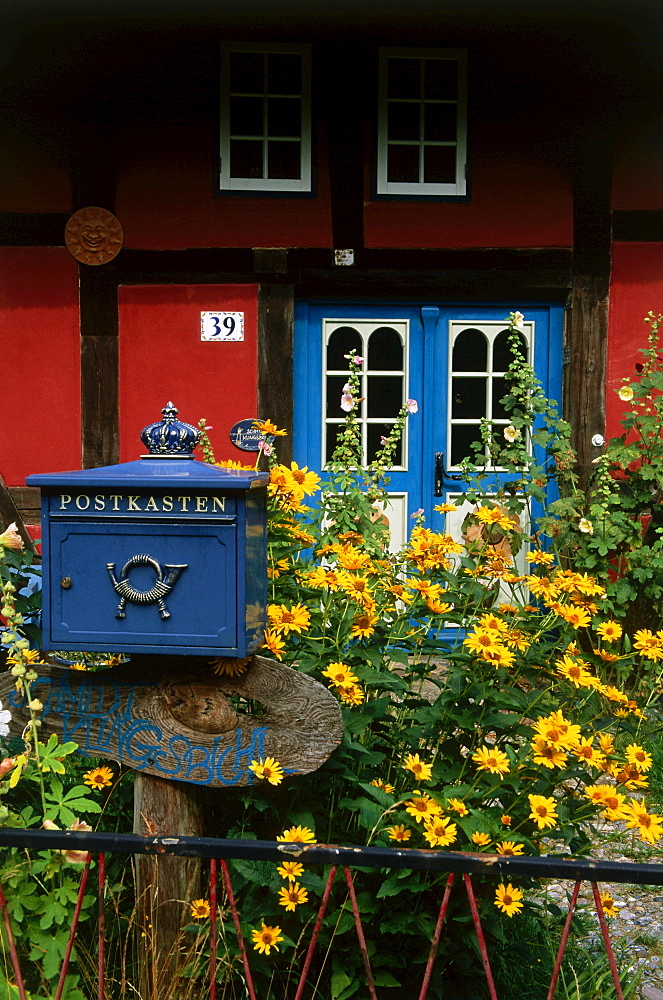 Letterbox in front of house, Wustrow, Fischland, Mecklenburg-Western Pomerania, Germany