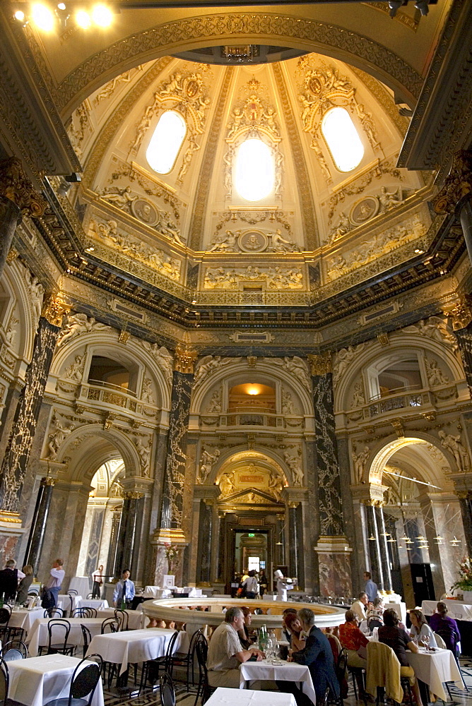 Vienna Kunsthistorisches Museum Historic Art Museum Vienna dome hall Cafe