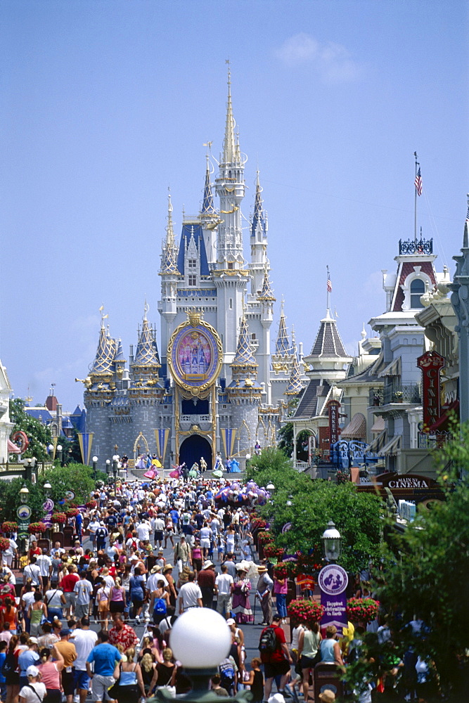 Cinderella Castle, Disneyworld, Orlando, Florida, USA