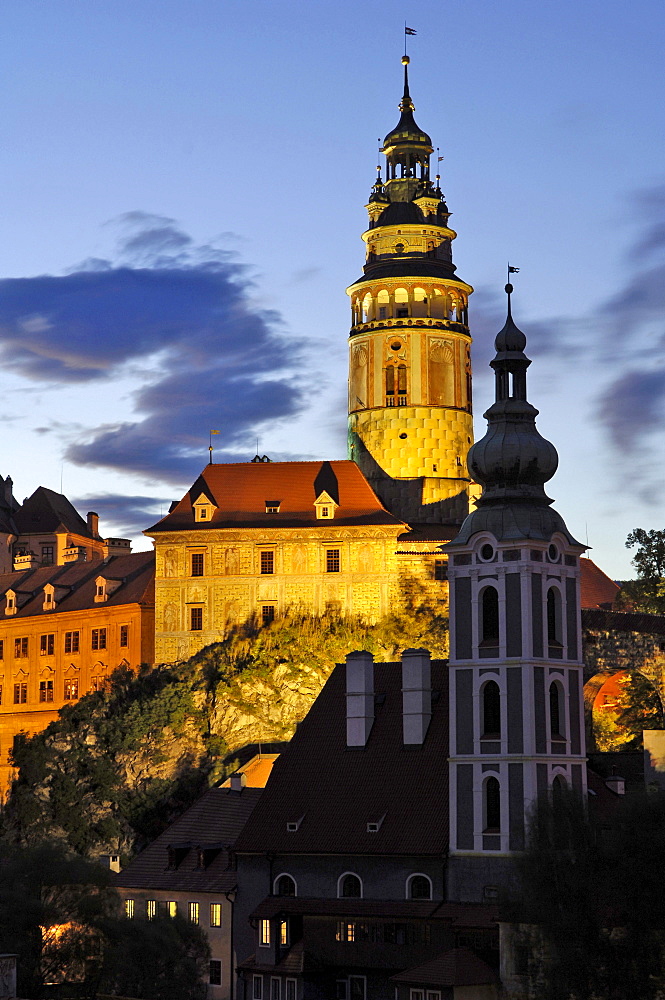 Prospect of castle and church St. Jodokus, Cesky Krumlov, Krumau, Czech Republic