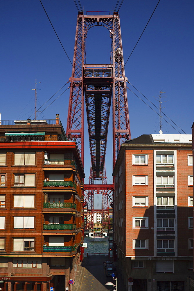 Puente Colgante, Puente Transbordador, Vizcaya Suspension Bridge, steel structure by Alberto de Palacio and Ferdinand Joseph Arnodin, Puente de Viskaya, 19th century, UNESCO World Heritage, Rio Nervion, Portugalete (l.) und Getxo (r.), Bilbao, Province Bizkaia, Baskenland, Euskadi, Nordspanien, Spanien, Europa