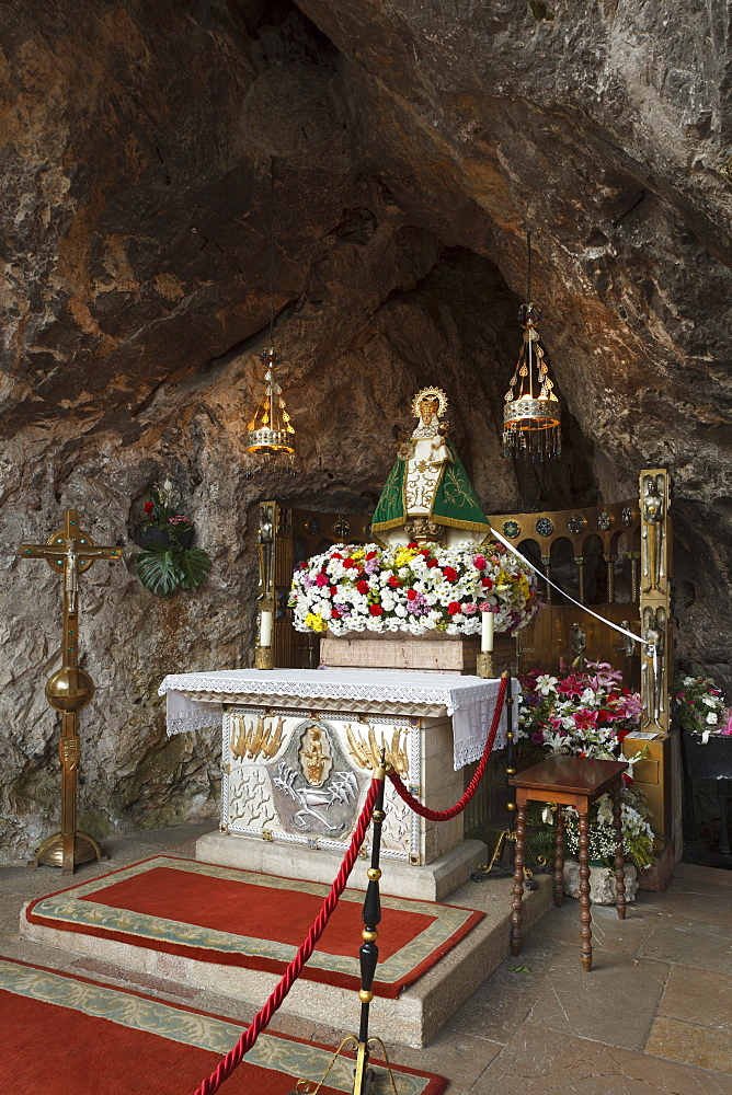 Virgen de Covadonga, Virgin Mary at the holy cave Santa Cueva de Covadonga, Covadonga, Picos de Europa, Province of Asturias, Principality of Asturias, Northern Spain, Spain, Europe