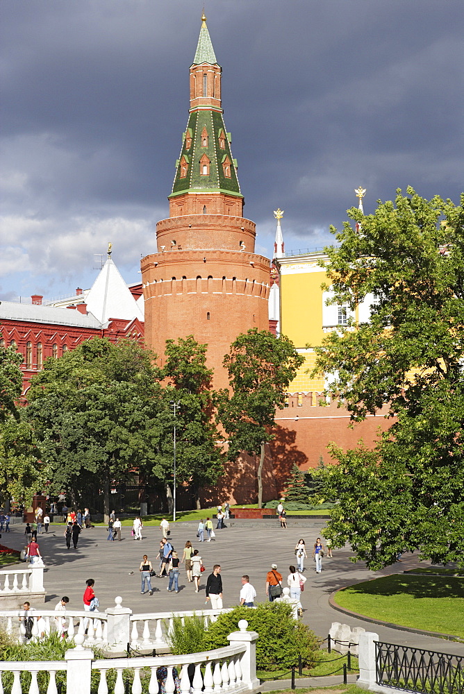 Alexander garden and Arsenal tower, Moscow, Russia