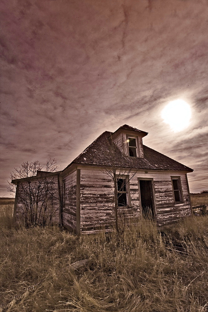 Abandoned House in the Prairies, Saskatchewan