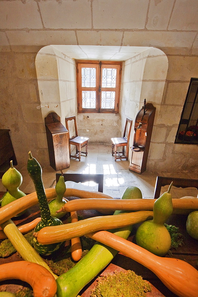 Table in the staff dining room in the Chuteau de Chenonceau, Chenonceaux, Indre-et-Loire, France