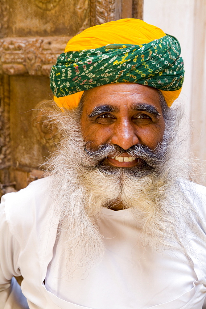 India, Rajasthan, Jodhpur, Fort Mehrangarh, Fort Palace, bearded palace guard.