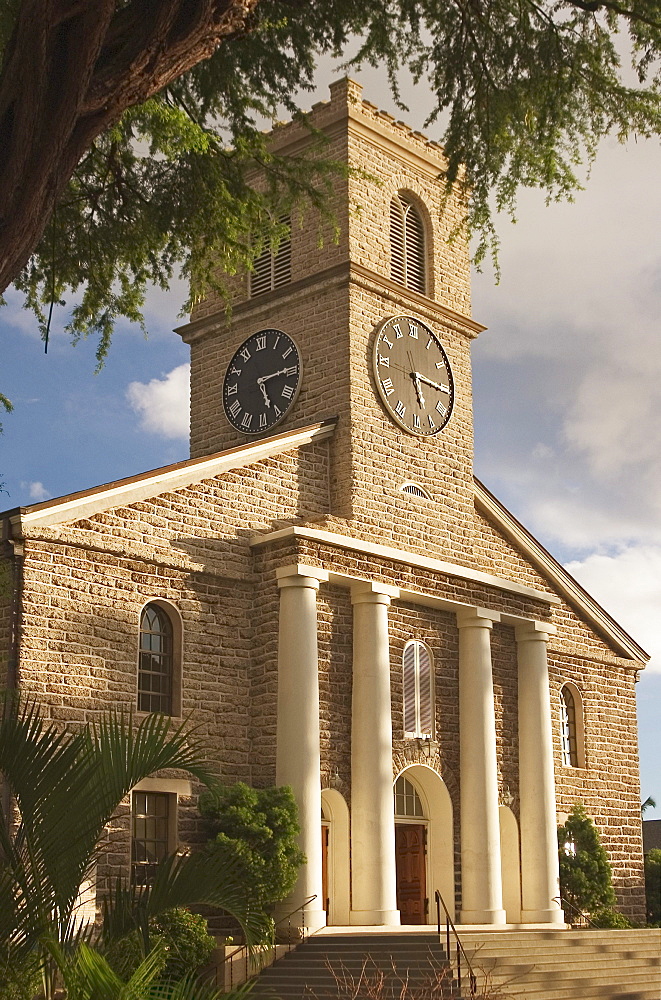 Hawaii, Oahu, Honolulu, downtown historic district, Kawaiahao Church est.1838.