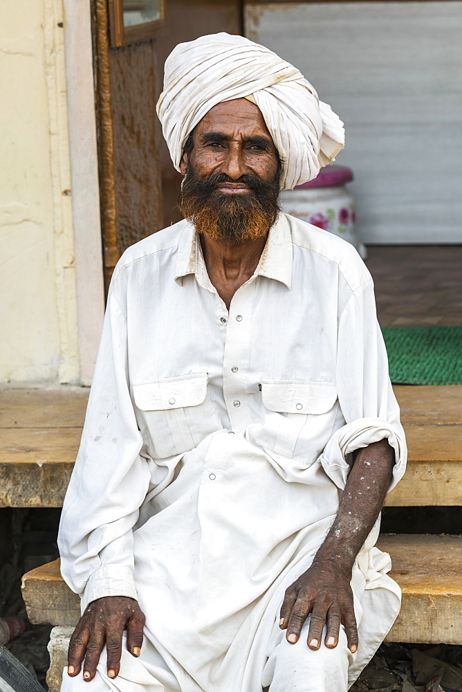 Portrait of an Indian man with turban, Jaisalmer, Rajasthan, India