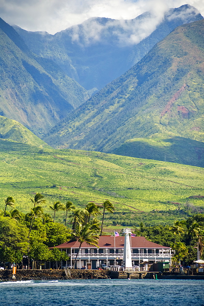 Historic Pioneer Inn and West Maui Mountains, Lahaina, Maui, Hawaii, United States of America