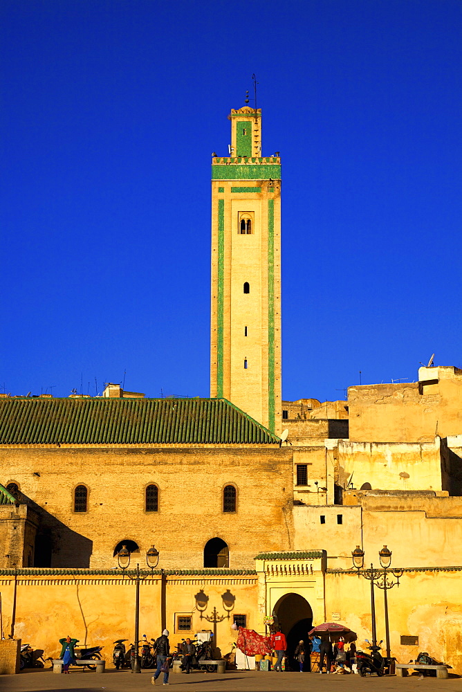 Mosque R'Cif, R'Cif Square (Place Er-Rsif), Fez, Morocco, North Africa, Africa