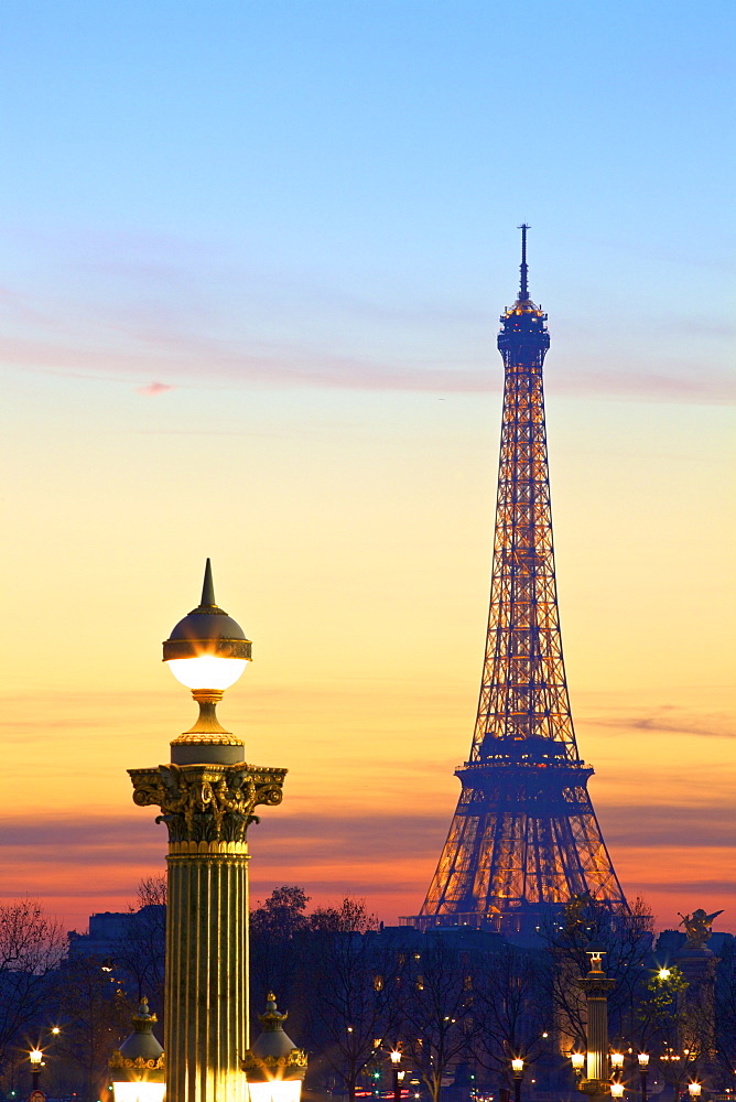 Eiffel Tower from Place de La Concorde, Paris, France, Europe.