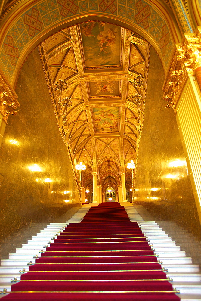 Grand Stairwell, Hungarian Parliament Building, Budapest, Hungary, Europe 