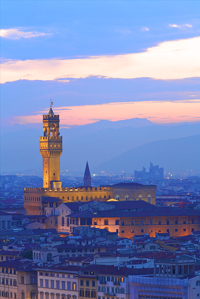 Palazzo Vecchio from Piazzale Michelangelo, Florence, UNESCO World Heritage Site, Tuscany, Italy, Europe