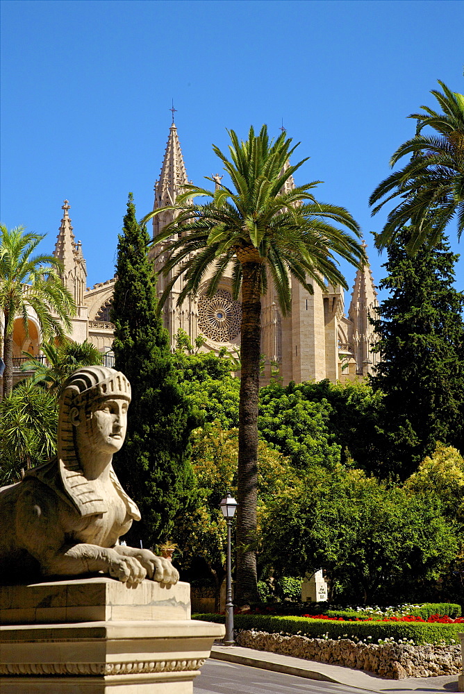 The Cathedral of Santa Maria of Palma, Palma, Mallorca, Spain, Europe