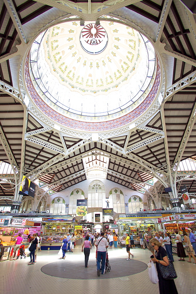 Mercado Central (Central Market) interior, Valencia, Spain, Europe