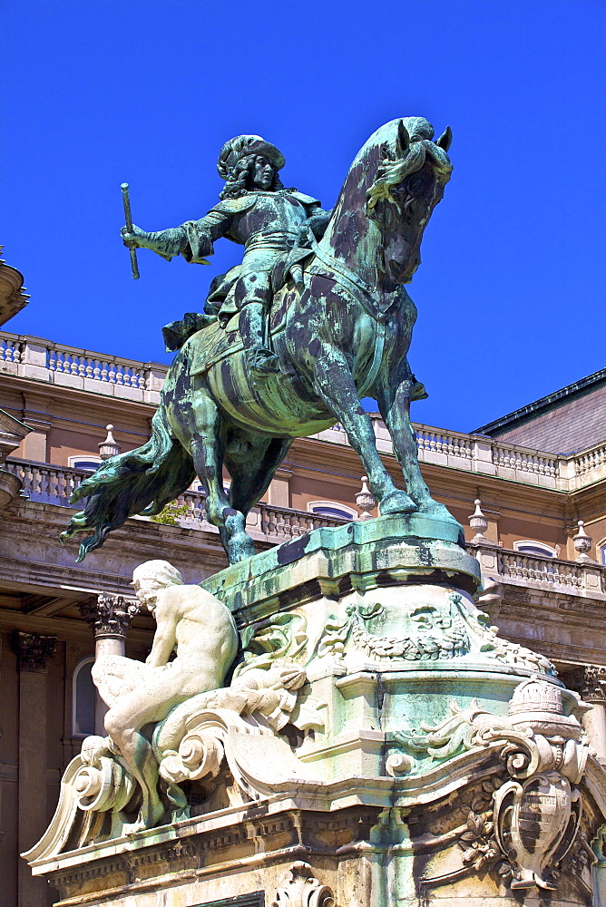 Statue of Prince Eugene of Savoy, Buda Castle, UNESCO World Heritage Site, Budapest, Hungary, Europe 