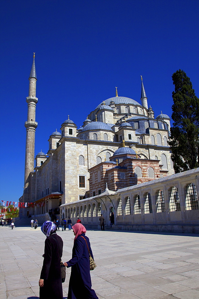 Fatih Mosque, Istanbul, Turkey, Europe 