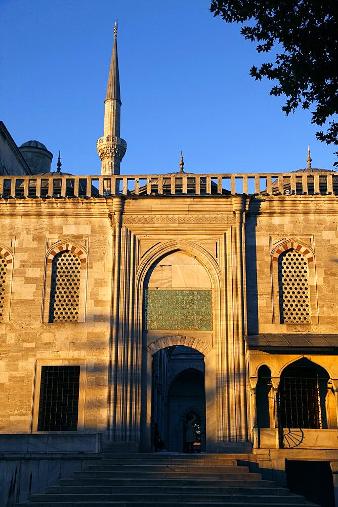 Blue Mosque (Sultan Ahmet Camii) entrance, Istanbul, Turkey, Europe