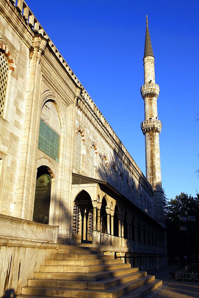 Blue Mosque (Sultan Ahmet Camii) entrance, Istanbul, Turkey, Europe