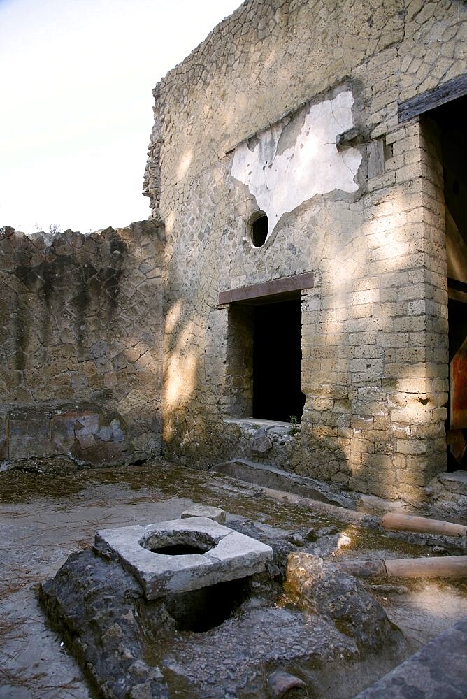 Ancient Roman street toilet, Herculaneum, UNESCO World Heritage Site, Naples, Campania, Italy, Europe