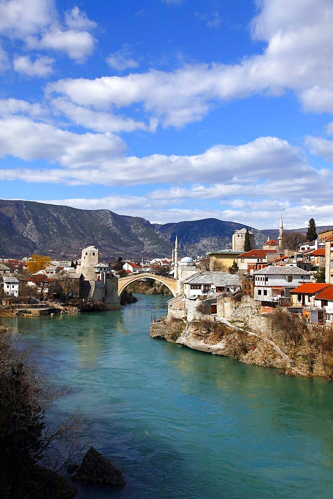 Rebuilt Stari Most (Old Bridge) over Neretva River, Mostar, UNESCO World Heritage Site, Herzegovina, Bosnia and Herzegovina, Europe