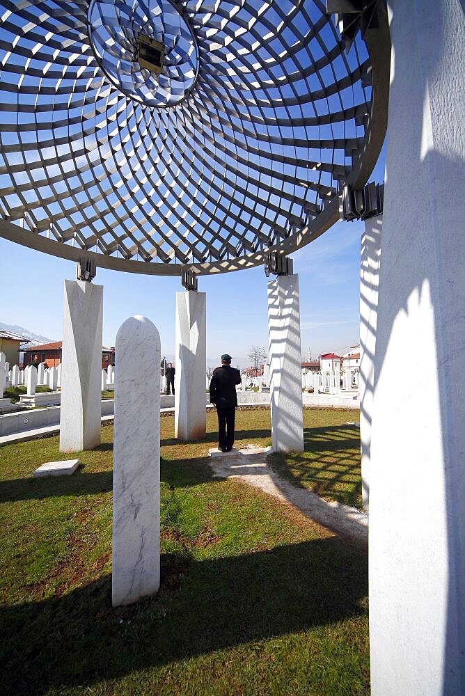 Grave of Alija Izetbegovic and Muslim gravestones at Kovaci Martyrs Memorial Cemetery, Sarajevo, Bosnia, Bosnia and Herzegovina. Eirp[e