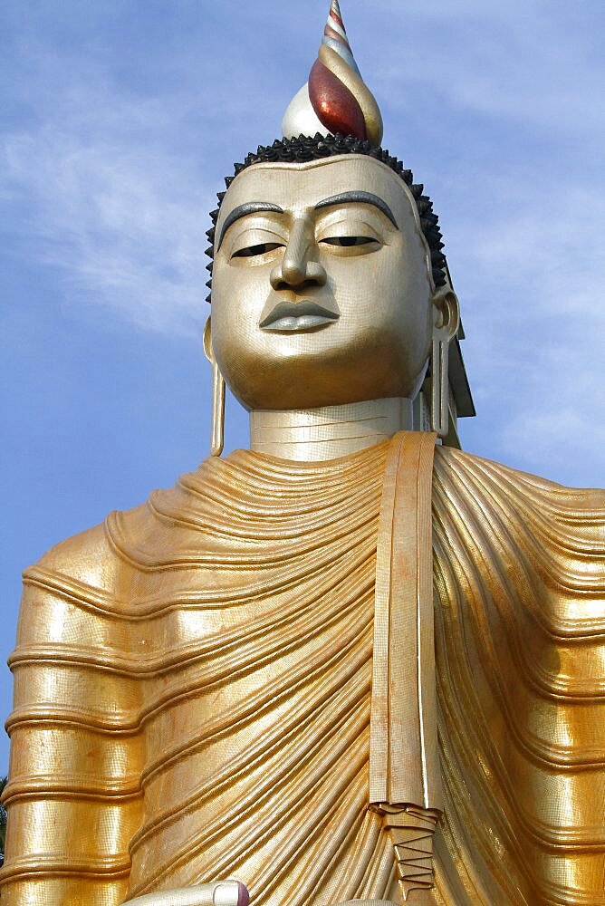 Large seated Buddha, Dikwella, Sri Lanka, Asia