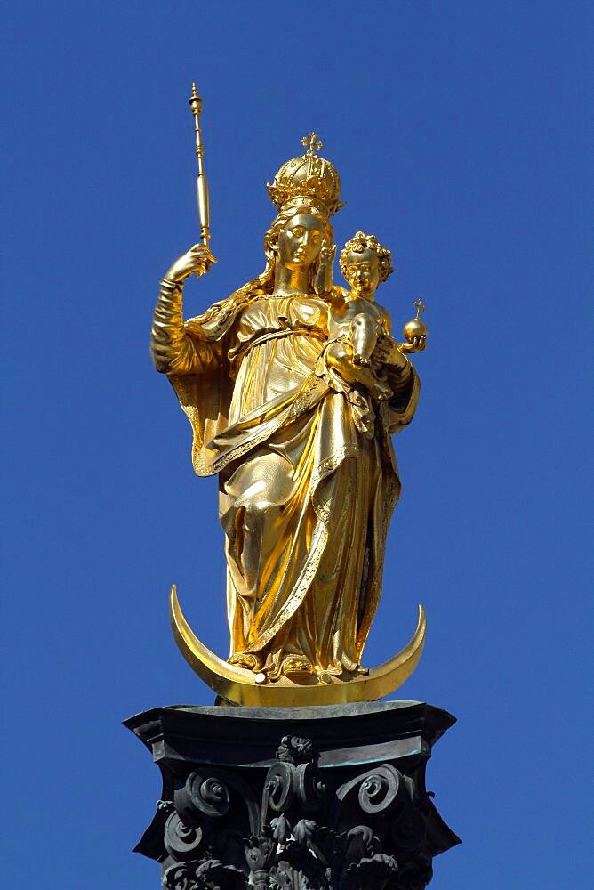 Mariensaule and gold Virgin Mary, Munich, Bavaria, Germany, Europe