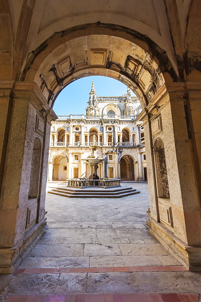 Great Cloister, Convent of the Order of Christ, UNESCO World Heritage Site, Tomar, Ribatejo, Portugal, Europe