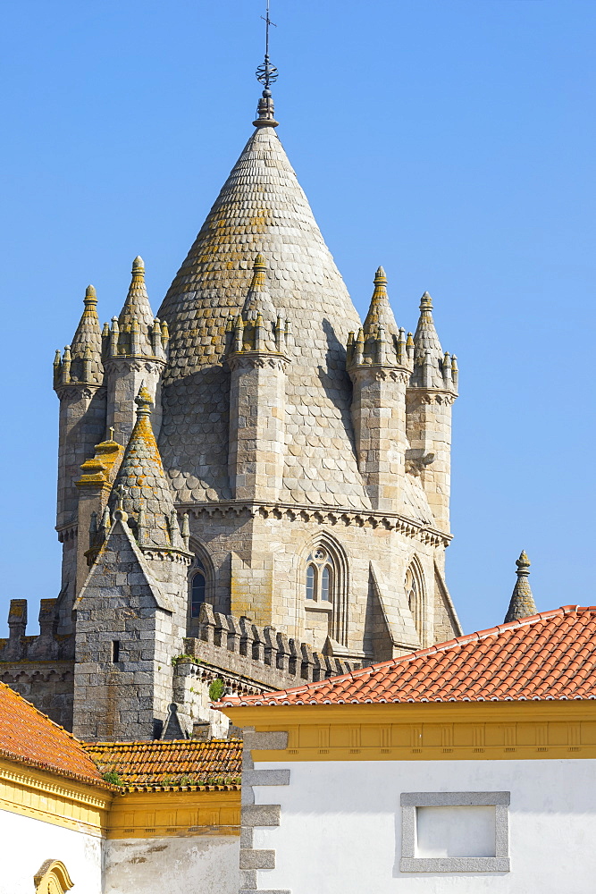 Santa Maria Cathedral, Evora, UNESCO World Heritage Site, Alentejo, Portugal, Europe