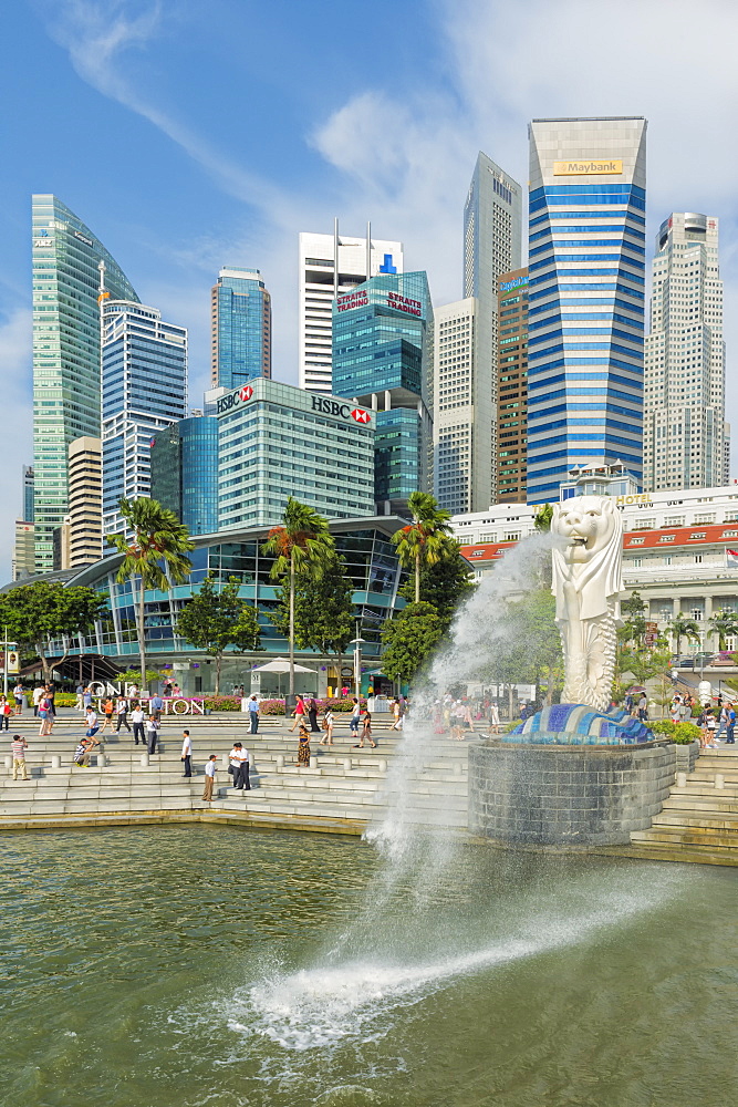 The Merlion, the city's symbol, and city skyline, Singapore, Southeast Asia, Asia