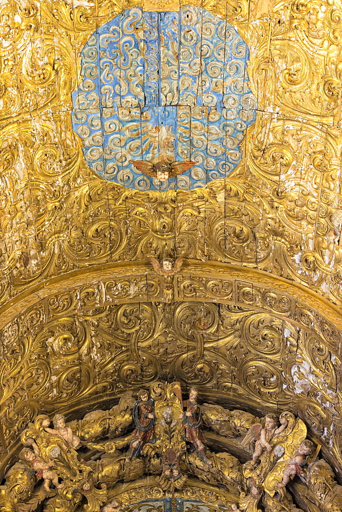 Ceiling, Convento de Nossa Senhora da Conceicao (Our Lady of the Conception Convent), Regional Museum Dona Leonor, Beja, Alentejo, Portugal, Europe