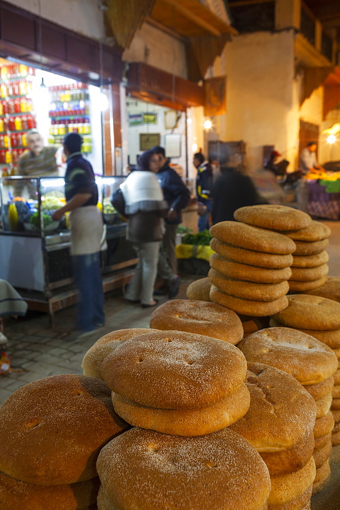 Traditional bread, Fes el Bali Medina, Fes, Morocco, North Africa, Africa 