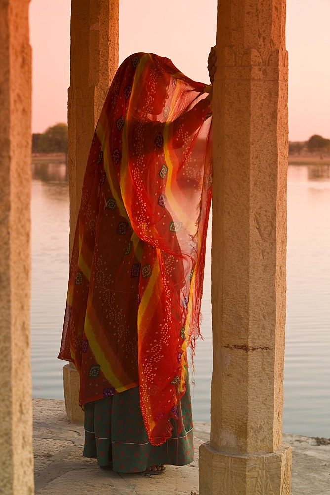 Woman in traditional dress, Jaisalmer, Rajasthan, India, Asia